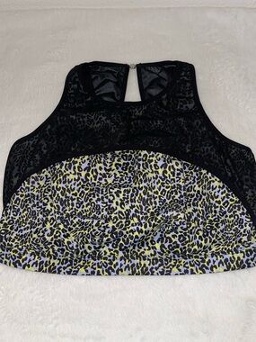 RARE Black Mesh & Leopard Print Crop Workout Top - size 34i